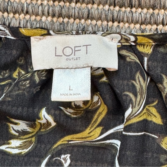 LOFT Black and Gray Graphic Long Sleeve Blouse - Picture 2 of 2